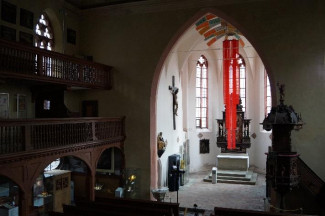 Museum Kirche in Franken Pfingstinstallation Feuerzungen
